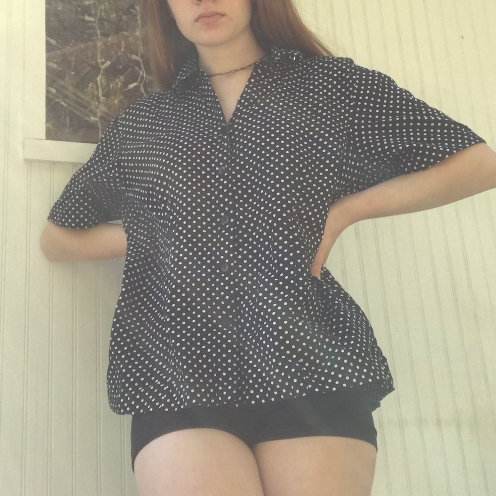 collared black and white dotted button up!!